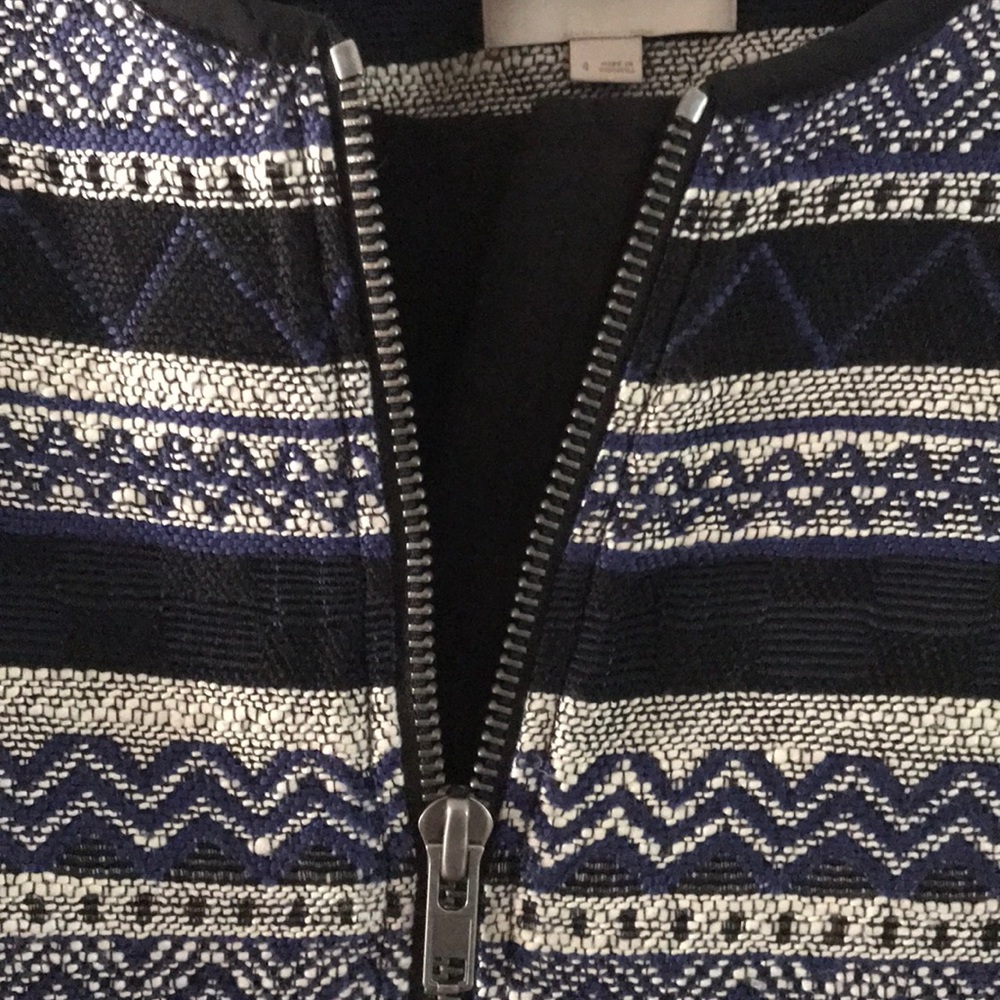 LOFT Gorgeous Fringed Blazer w/ Zipper, size 4 - Picture 2 of 5